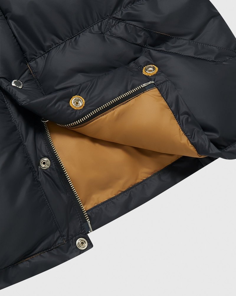 ovo crescent daunenweste aus italien schwarz – die exklusive kollektion von outerwear october.