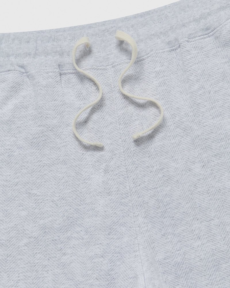 octobers very own ovo fischgrätmuster-sweatpant mit offenem saum grau