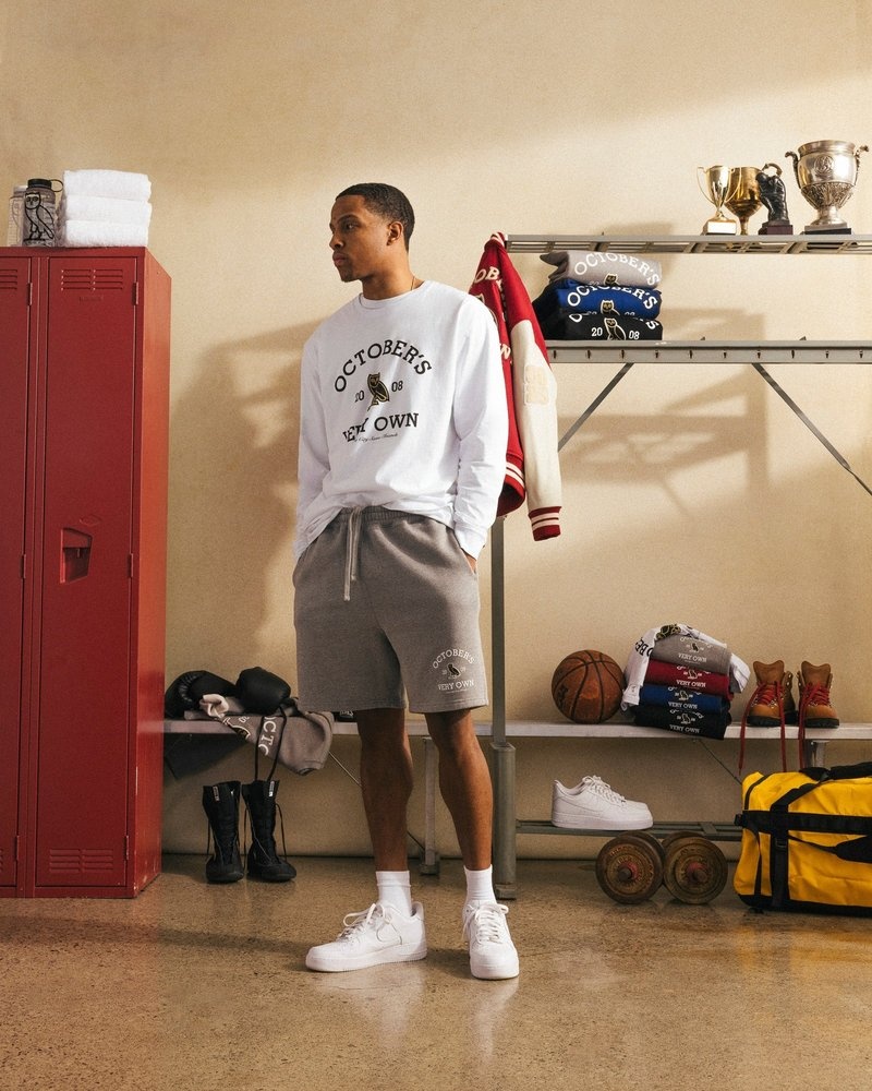 ovo collegiate sweatshorts graue hose oktober