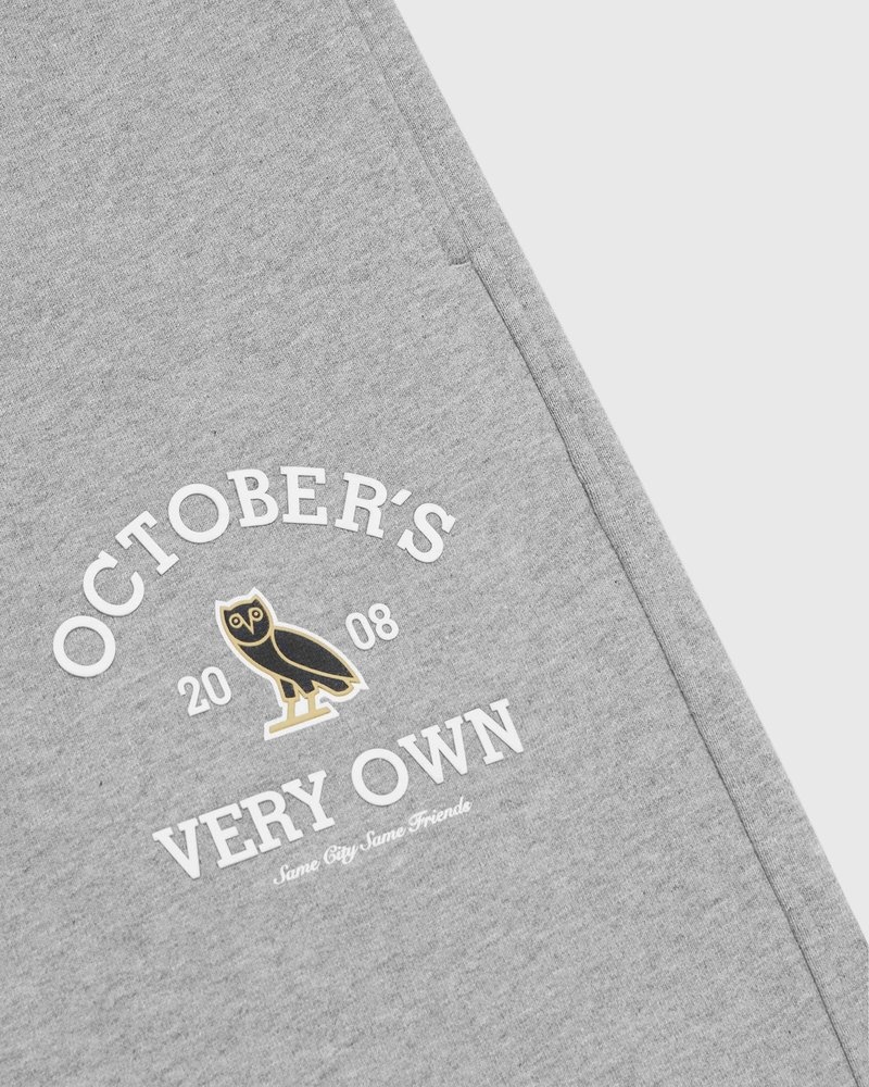 octobers very own ovo collegiate jogginghose mit offenem saum grau